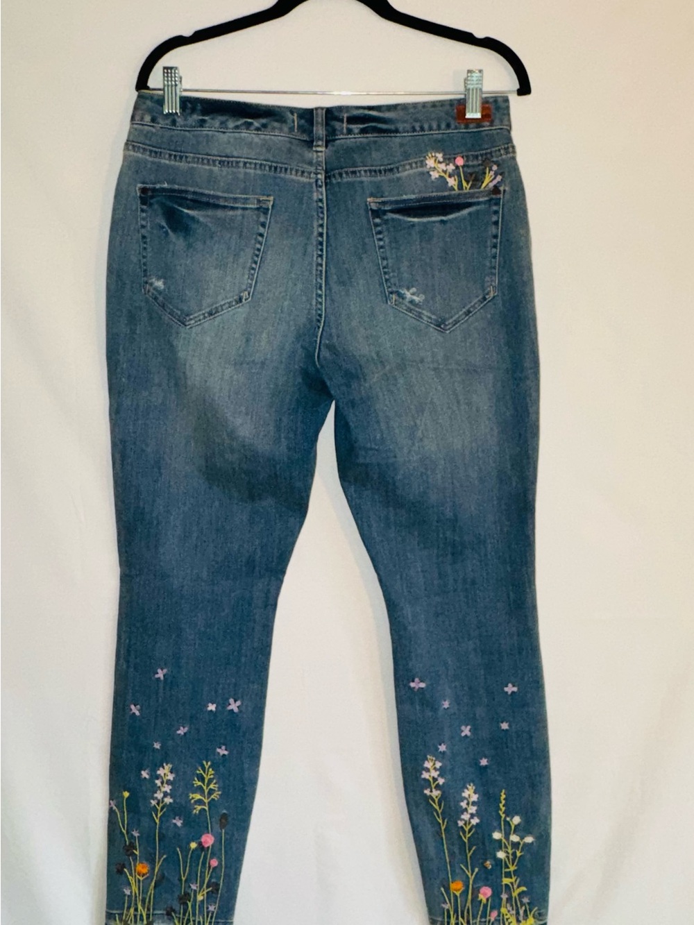 Sundance Blue Skinny Jeans with Floral Embroidery - Picture 2 of 7